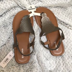 Ivanapewter sandals